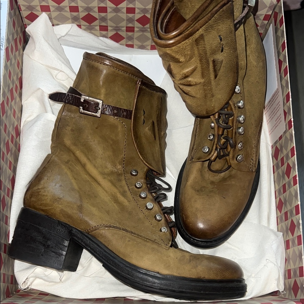 BNIBNW A.S.98 Niles boots